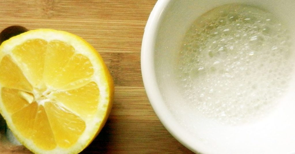 Agua de Limón con Bicarbonato